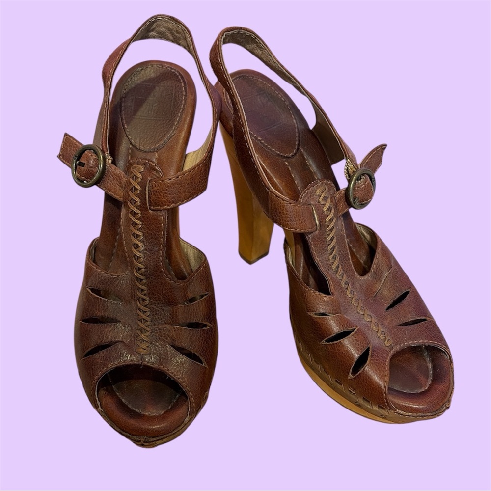 Frye Fran X Stitch Platform Wood Peep Toe Sandal Heels